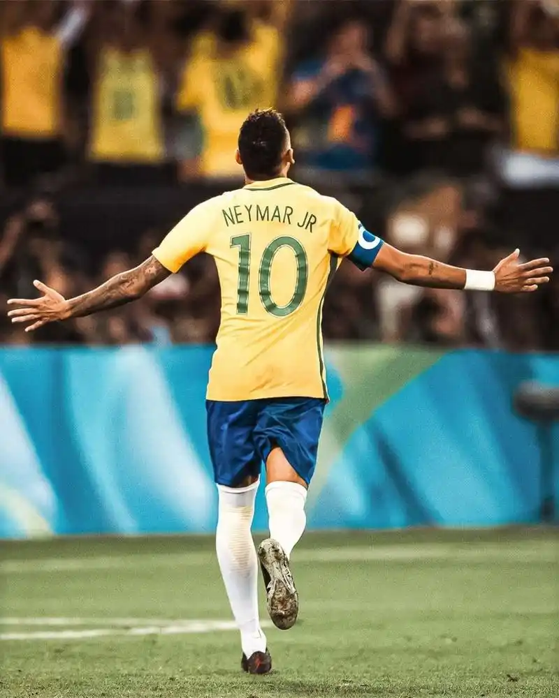 综合来看 综合来看